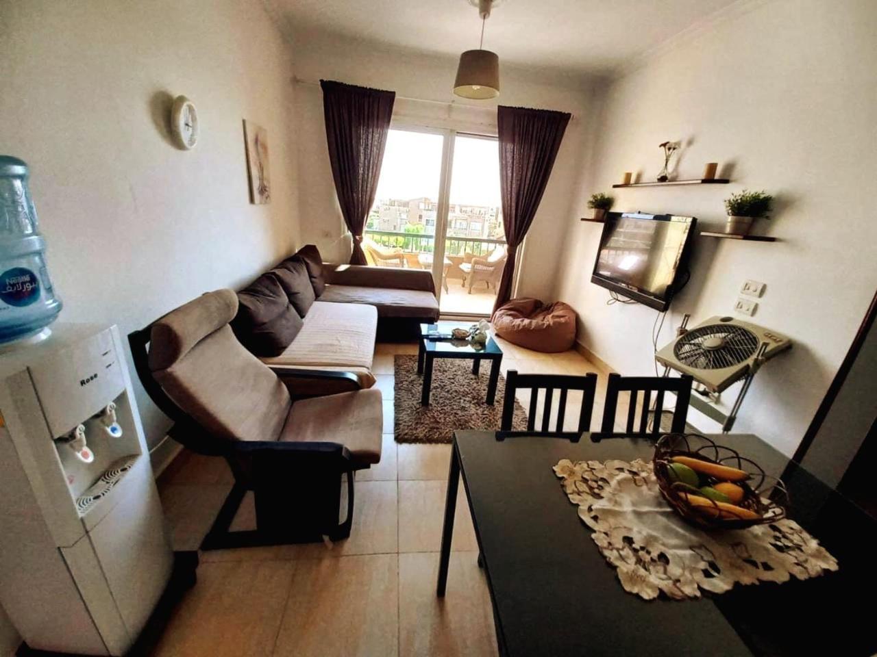 Chalet Marina Wadi Degla Families Only Pool View 2Nd Floor 6 Adults Ain Sukhna Exterior foto