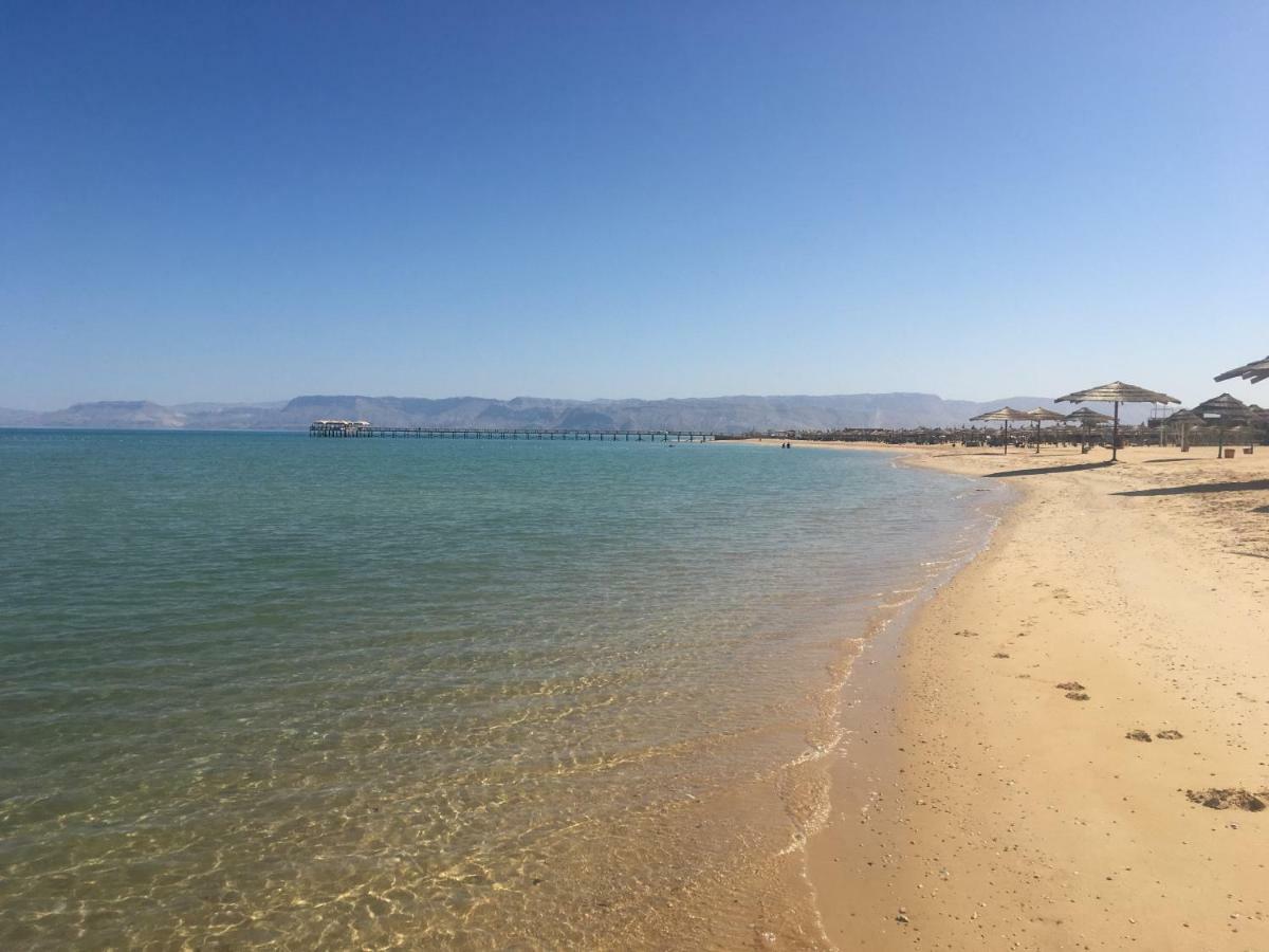 Chalet Marina Wadi Degla Families Only Pool View 2Nd Floor 6 Adults Ain Sukhna Exterior foto